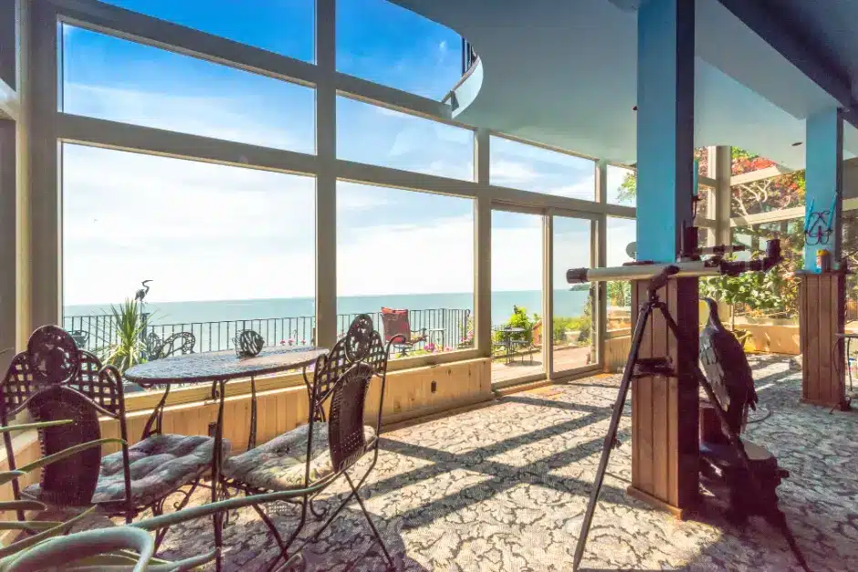 insulated-sunroom-spectrum-4-remodeling-11
